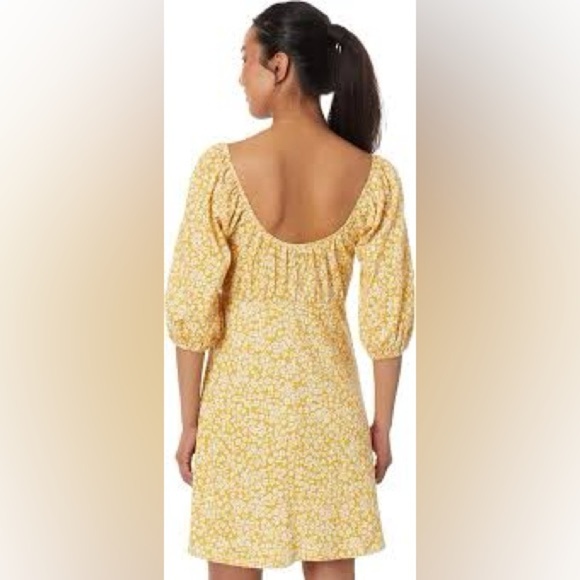 Billabong Daisy Wave Mini
Dress - Picture 5 of 7